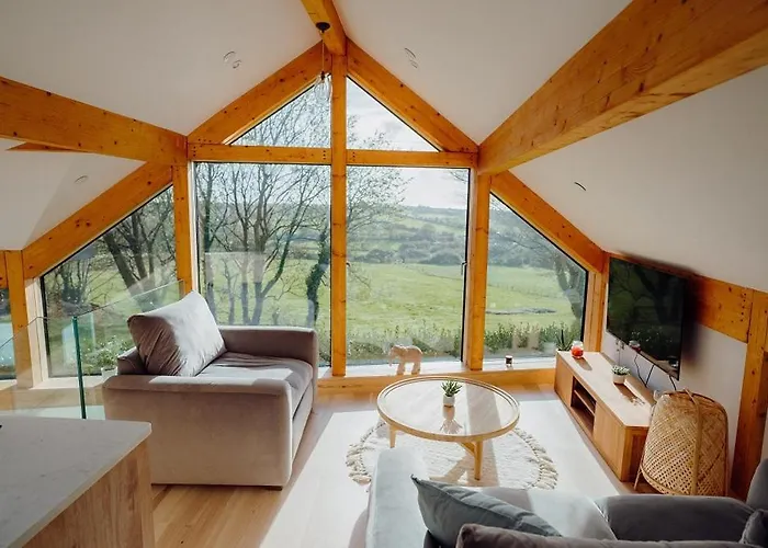 Beavers Lodge. Luxury Property With Hot Tub